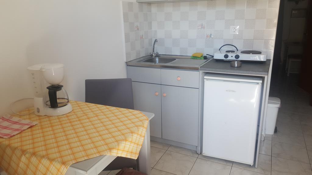 Michel Apartments Amoudara  Ngoại thất bức ảnh