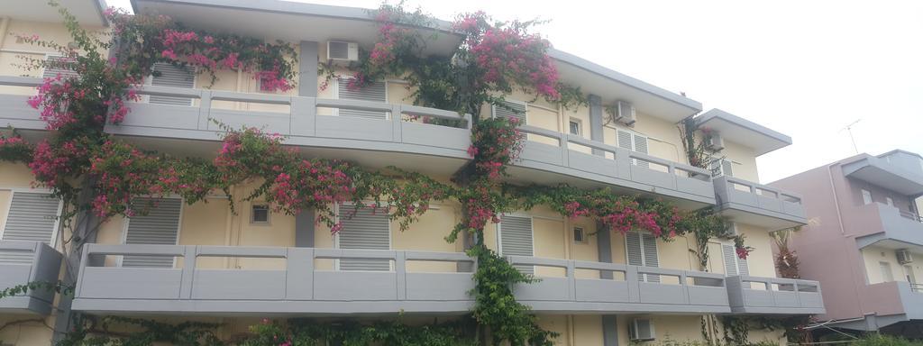 Michel Apartments Amoudara  Ngoại thất bức ảnh